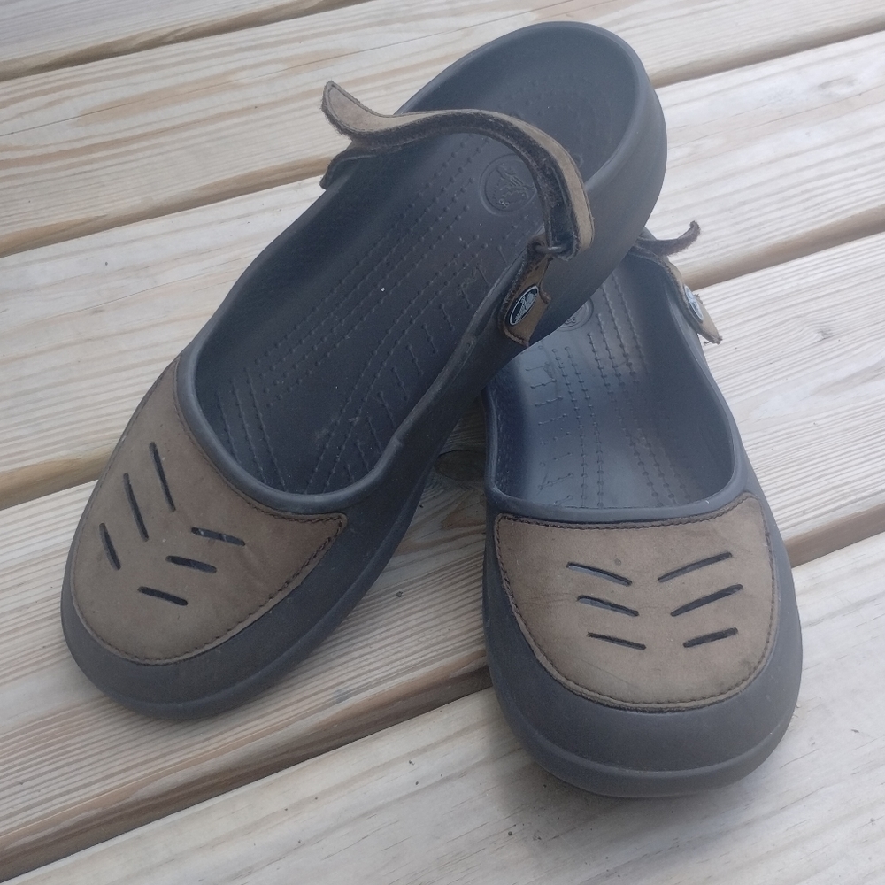Crocs